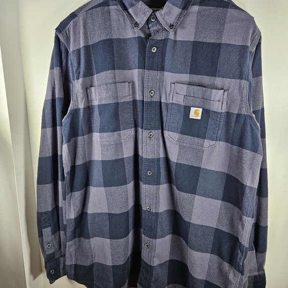 Carhartt Men's Blue Plaid Flannel Shirt - Picture 2 of 8